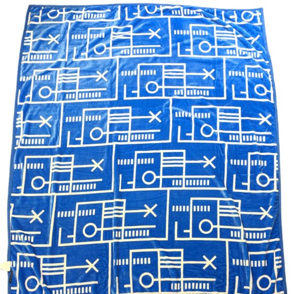 Logo Brands UCLA Super Plush Blanket - Picture 3 of 7